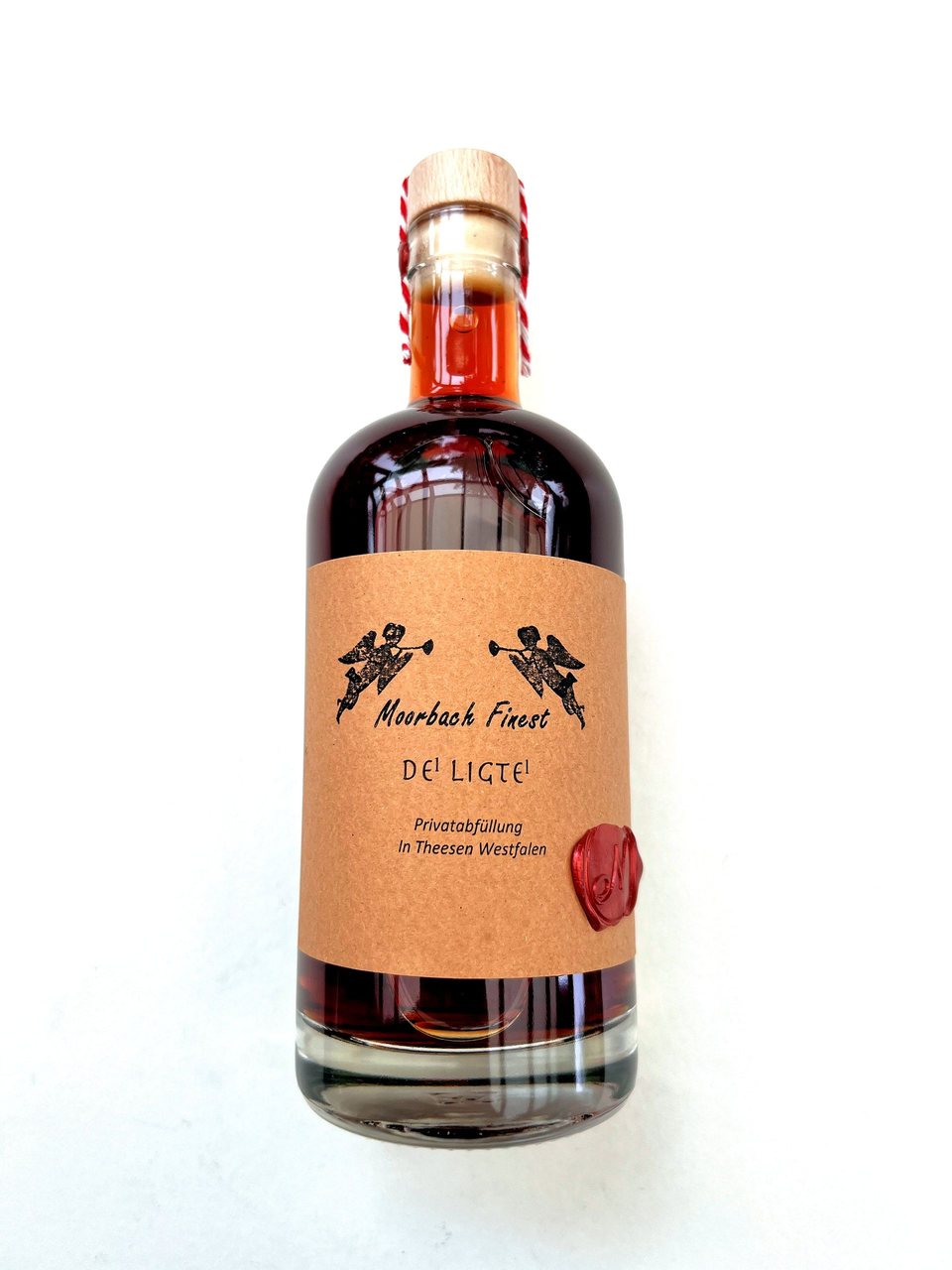 Flasche Moorbach Finest „De Ligte“ mit 500 Millilitern und Wachssiegel